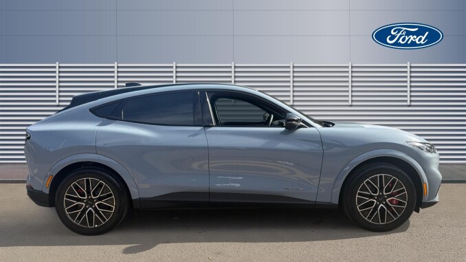 Ford Mustang Mach-E 203kW Premium 88kWh RWD 5dr Auto Electric Estate - Image 5